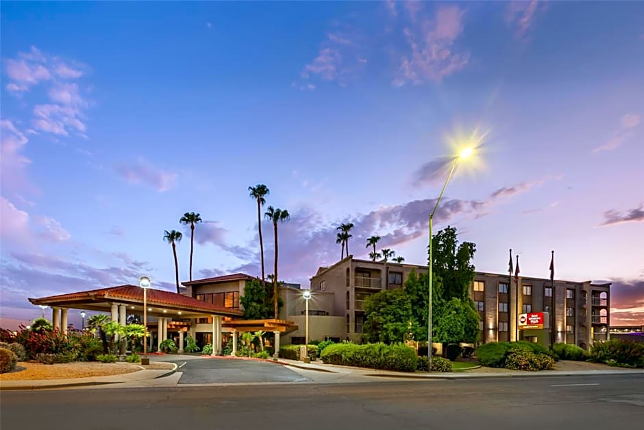 Best Western Plus Scottsdale Thunderbird Suites