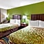 Econo Lodge Inn & Suites Oconto
