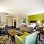 La Quinta Inn & Suites by Wyndham Conference Center Prescott