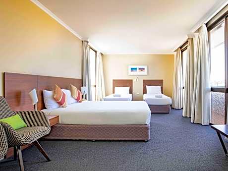 Standard Room 1 Queen and 1 Single Bed