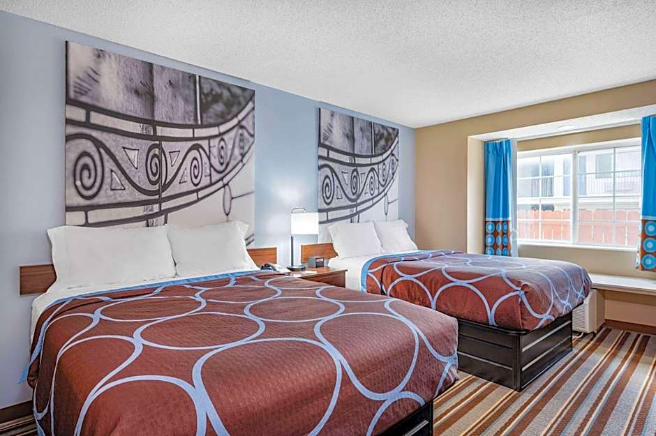 Super 8 by Wyndham Joliet