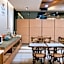 Green Hotel-Tea Way