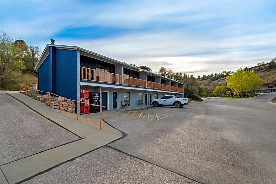 Travelodge by Wyndham Rapid City