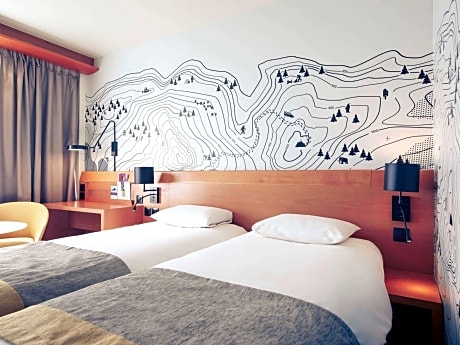 Standard Room with Two Single Beds