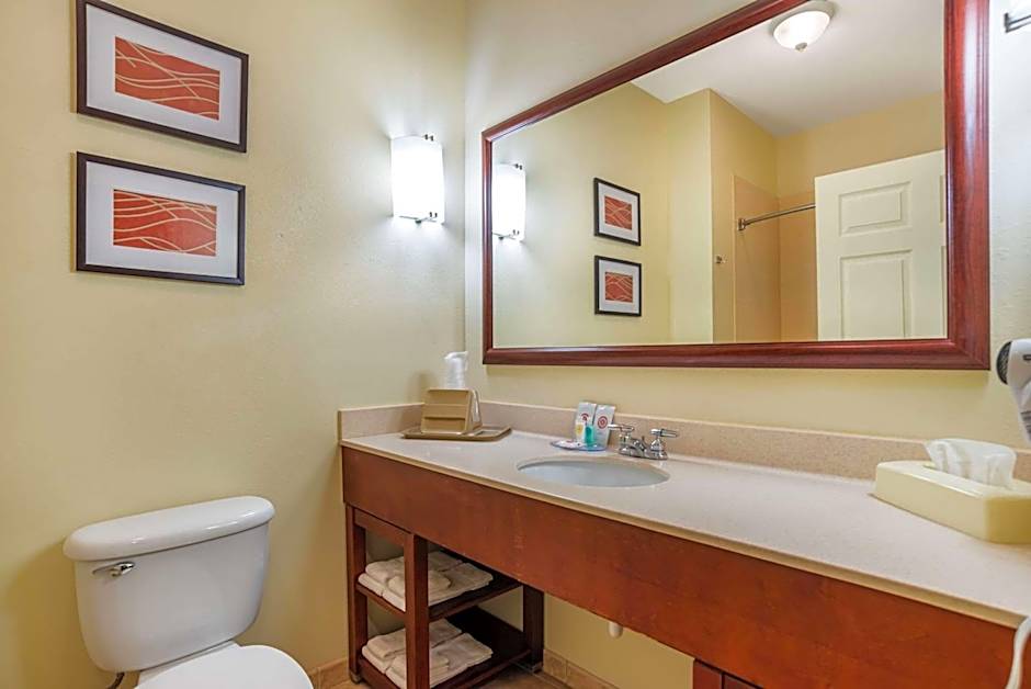 Comfort Inn & Suites Crestview