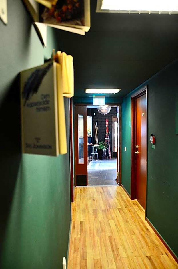 Nature Shelter Hotel