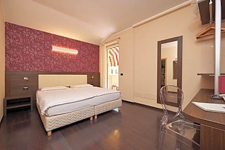 Double Room with Balcony Mountain Side