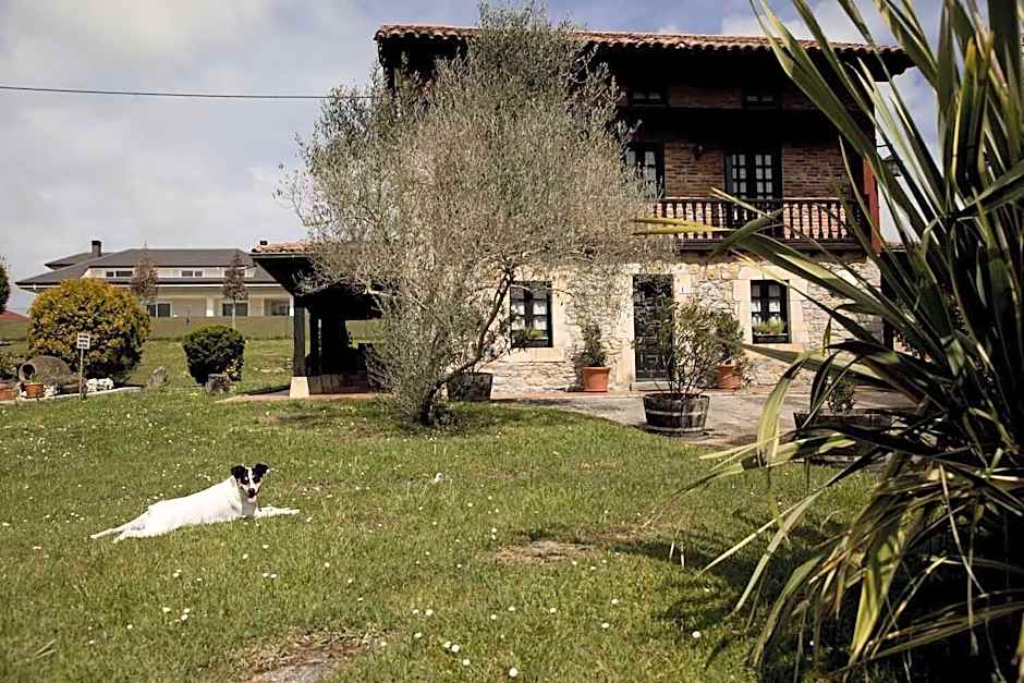 Apartamentos La Gloria