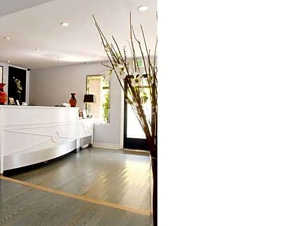L.A. Sky Boutique Hotel