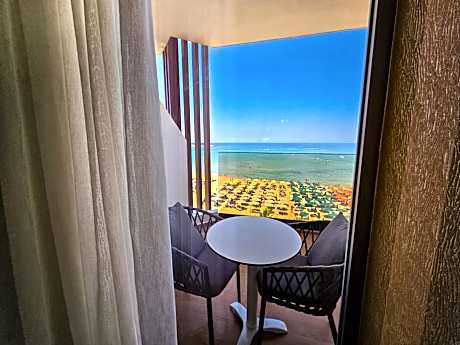 Studio with Sea View