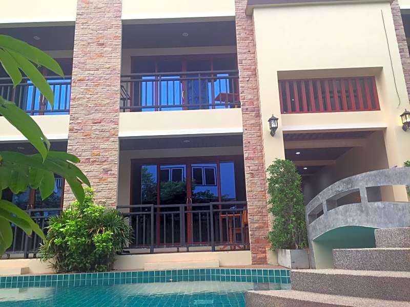 JJ Residence (somsri praditjarone company branch 1)