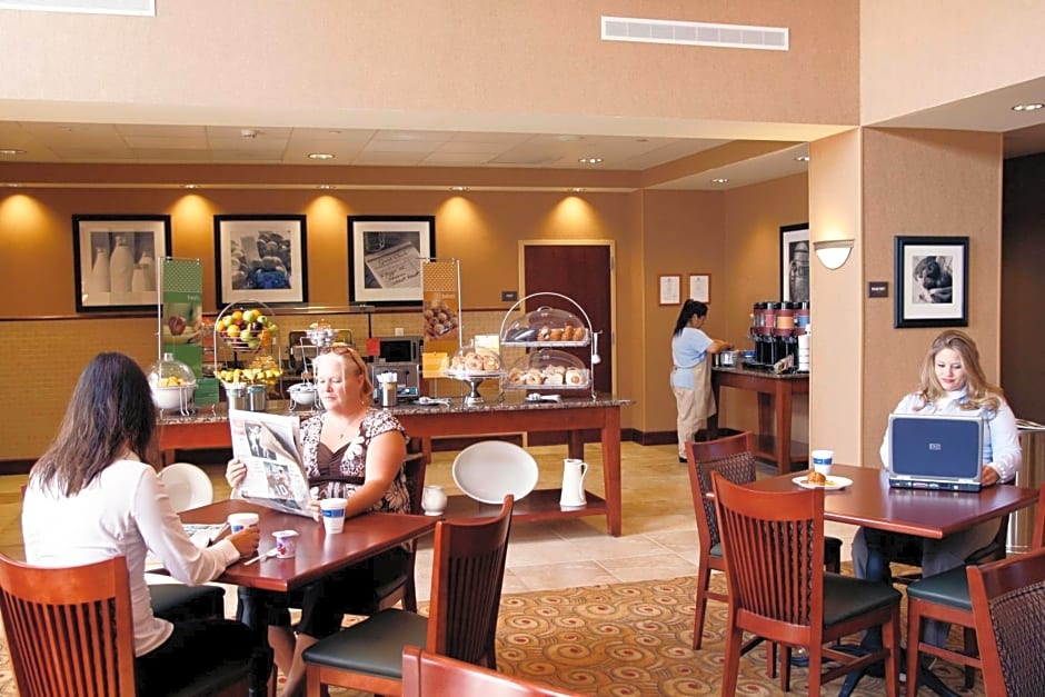 Hampton Inn and Suites Fredericksburg