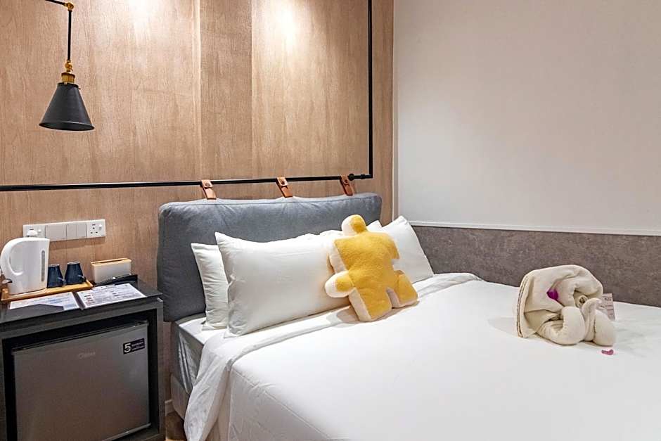 Bagan Suite