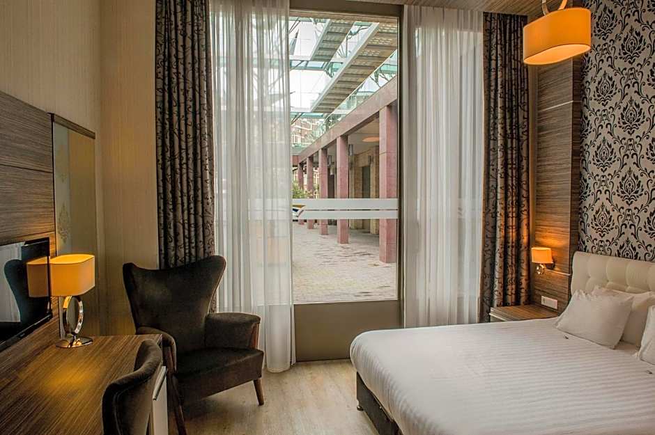 Grand Hotel Downtown