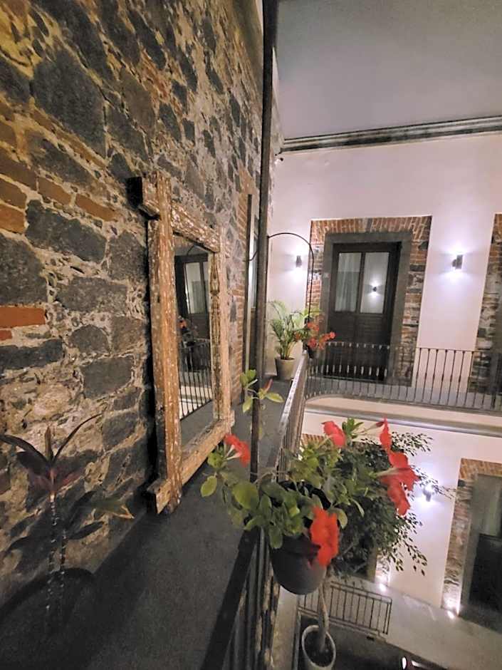 Milo Collection Hotel