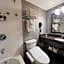 Coast Calgary Downtown Hotel & Suites by APA