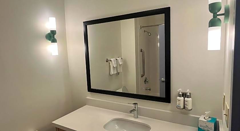 Garner Hotel Mahwah By IHG