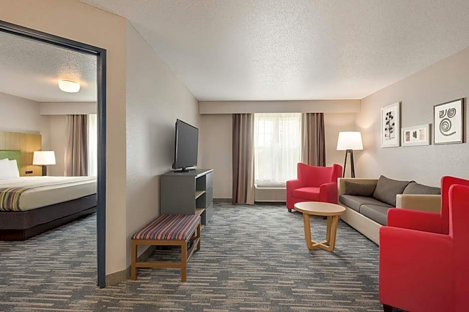 Country Inn & Suites by Radisson, Pella, IA