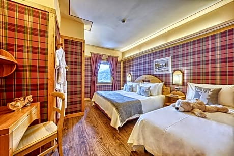 Classic Double Room with Extra Bed