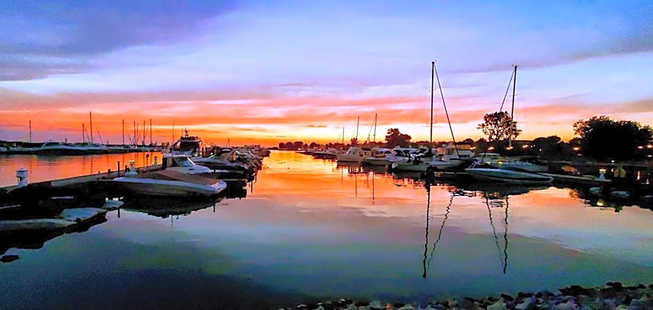 Coastal Suite #1 Cozy Suite #2 - Seacliff Beach Suites