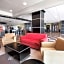 Travelodge by Wyndham Avenel Woodbridge