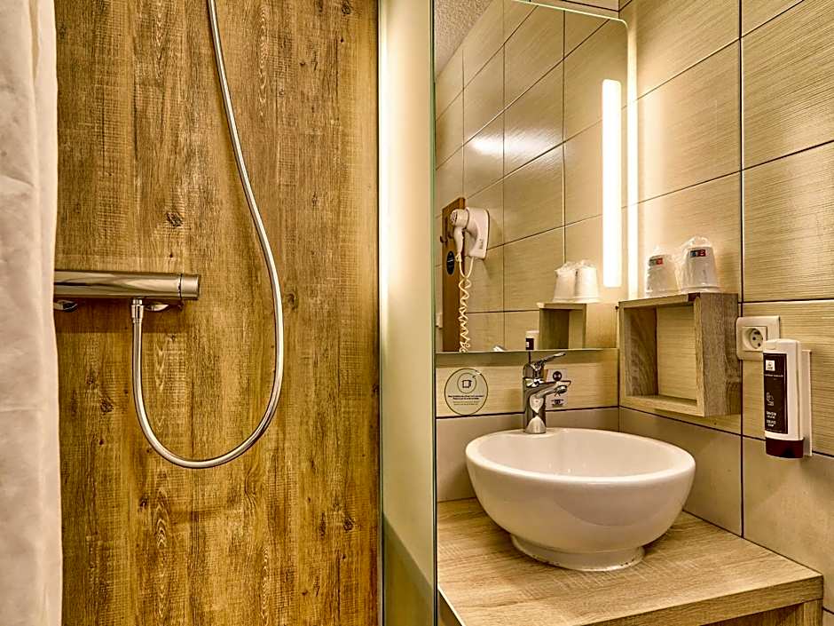 B&B HOTEL Clermont-Ferrand Sud Aubière