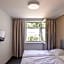 Hotel Gardinn - Free Parking and Quiet Garden