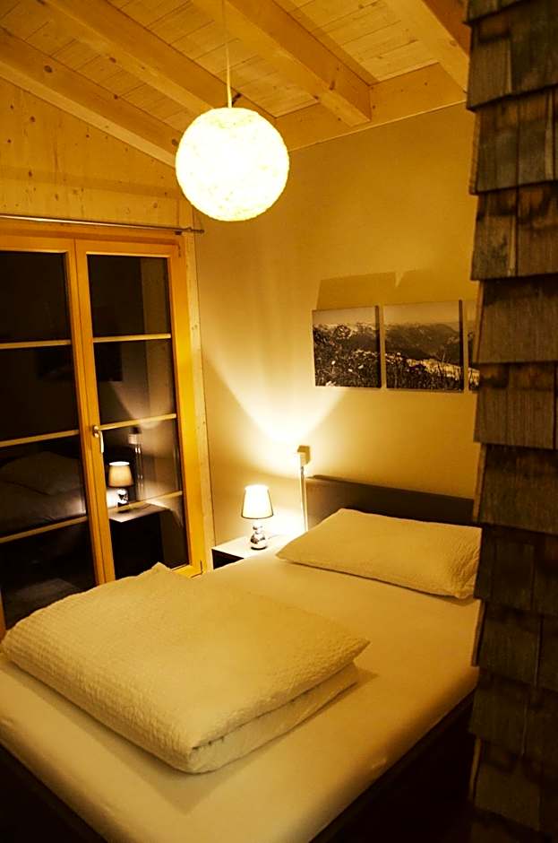 Hüttenhotel Husky Lodge