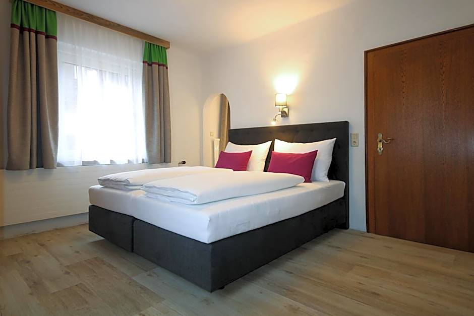 Kia Ora Hotel Restaurant