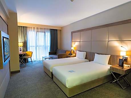 Superior Room (Twin Bed)