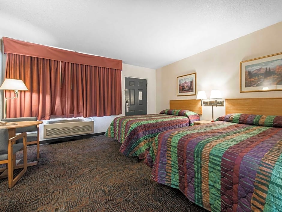 Rodeway Inn & Suites Colorado Springs
