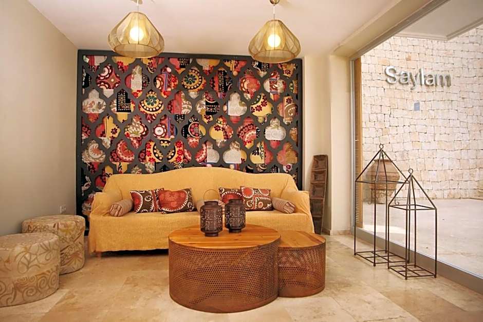 Saylam Suites
