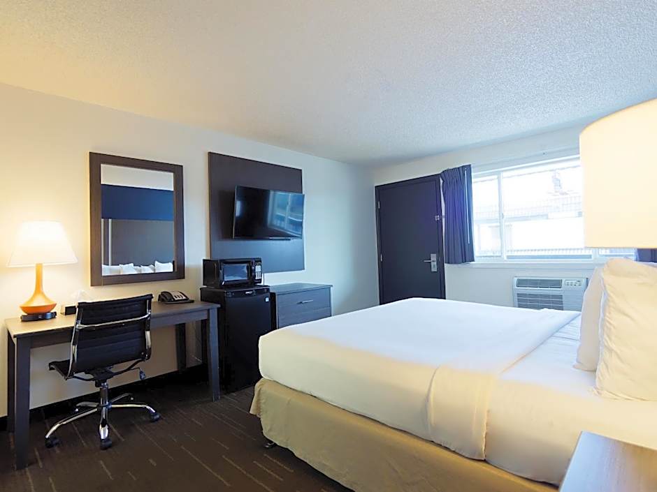 SilverStone Inn North Spokane