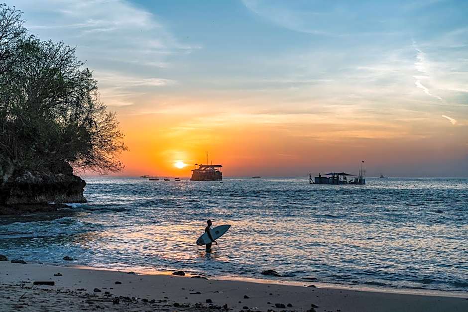 Song Lambung Beach Huts