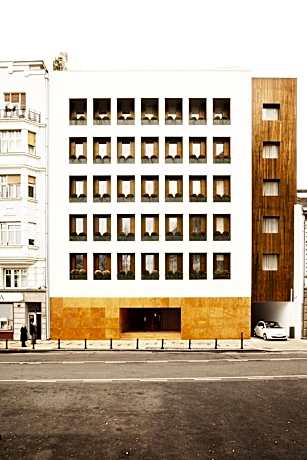 Square Nine Hotel Belgrade