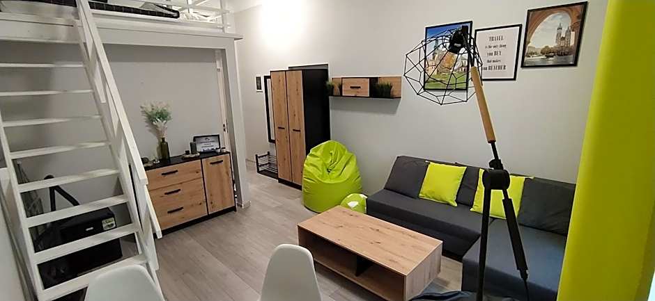 Discover Cracow Aparthostel – Krakow, NY
