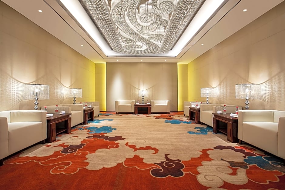 Ramada by Wyndham Zhengzhou Xinzheng