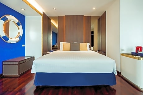 the royal cruise hotel pattaya