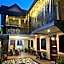 Lola Flor's Guest House