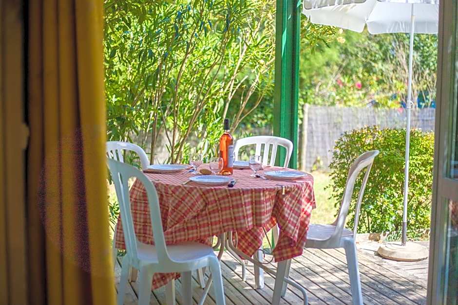 Bungalows & Rooms - Gît'Ôstal