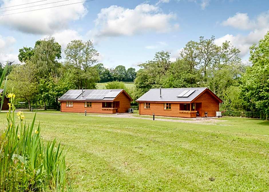 Ford Farm Lodges