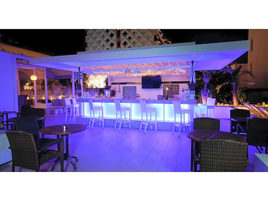 Munamar Beach Residence