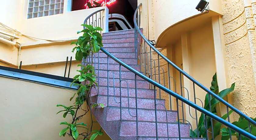 Azure Hostel Bangkok