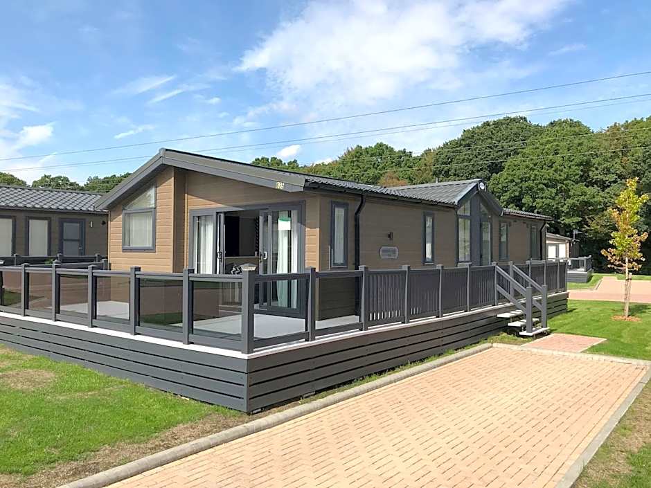 New Forest Lodges Bashley Park