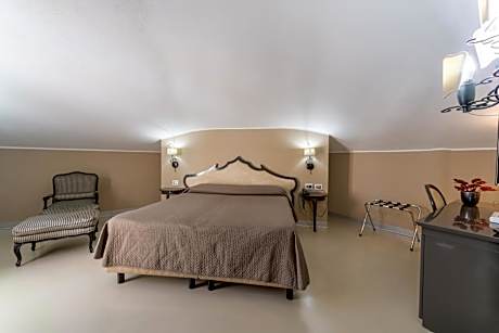 Comfort Double Room - Attic