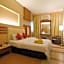 The Landmark Hotel