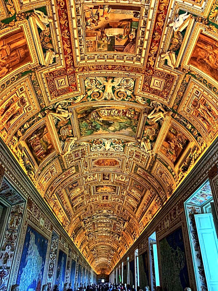 VATICAN GREEN GARDEN