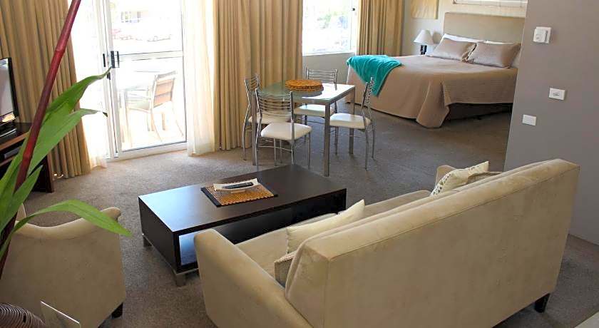 Mollymook Cove Apartments