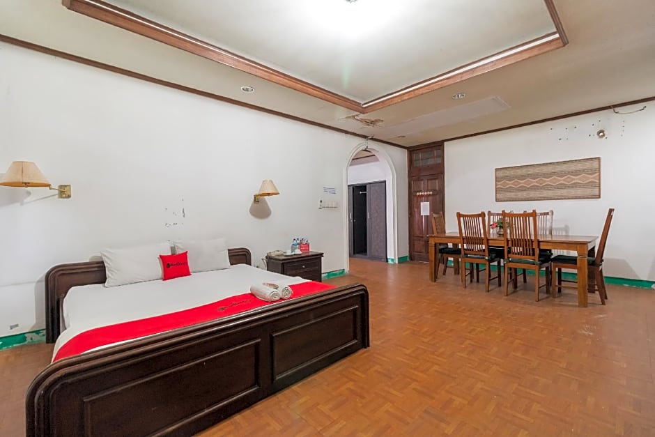 RedDoorz Syariah near Kawasan Saribu Rumah Gadang Solok Selatan