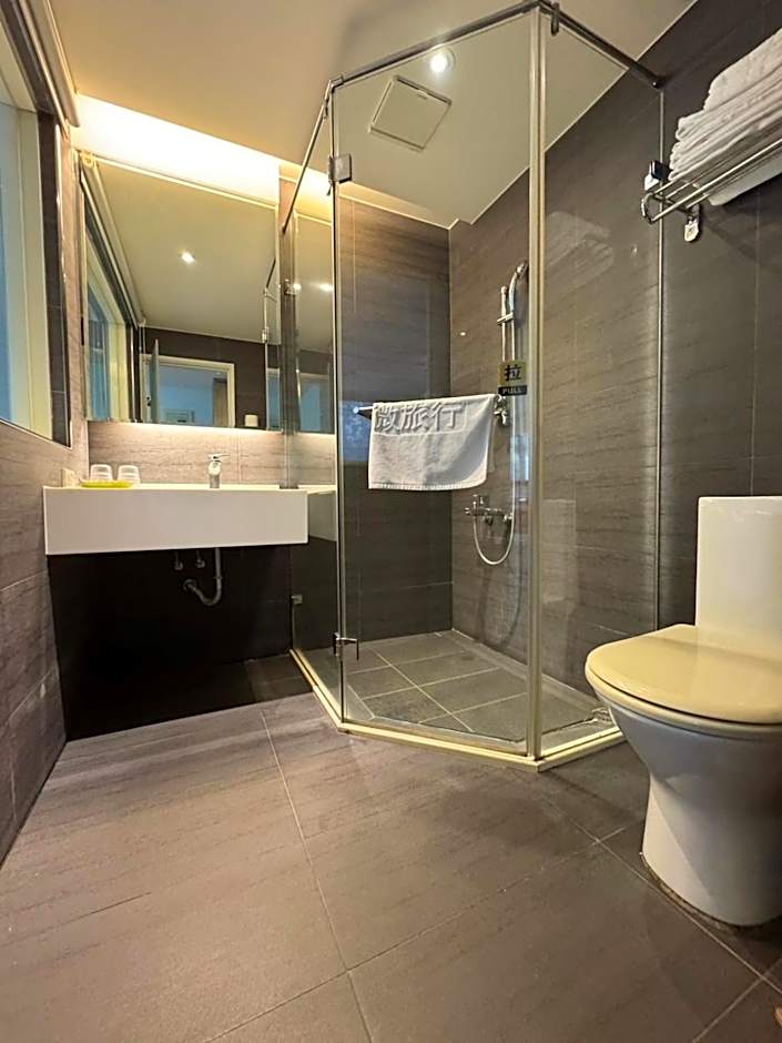 Travel Light Hotel